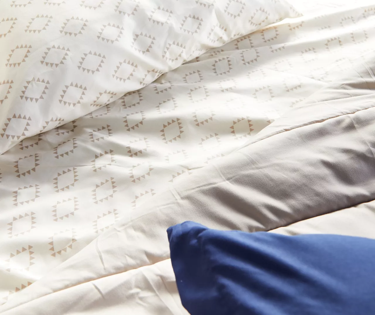 Real Living Navy & Tan Bed-in-a-Bag Set - Image 8