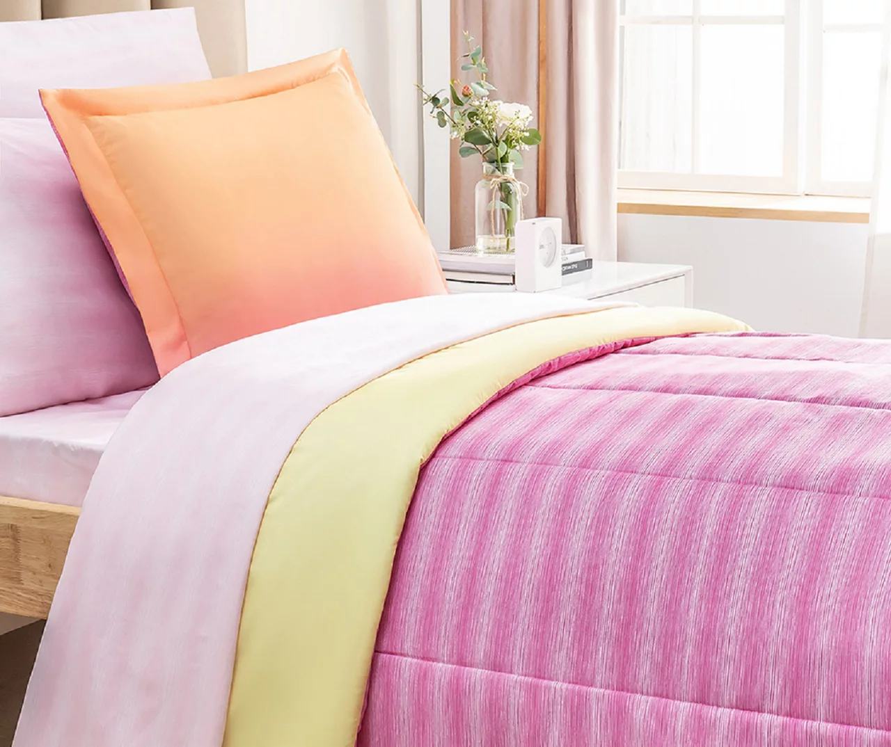 Euphoric Expression Pink Ombre Reversible Twin 6-Piece Bed-in-a-Bag Set - Image 3